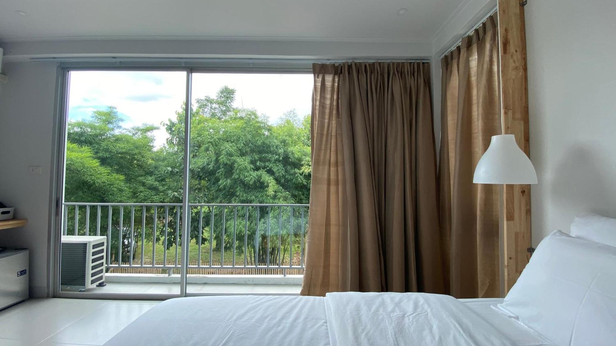 난 Baan Thammada B&B 외부 사진
